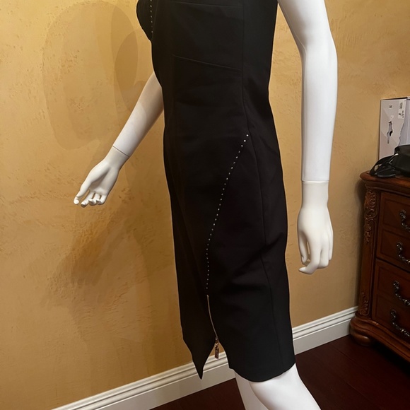 Dress - Picture 6 of 10